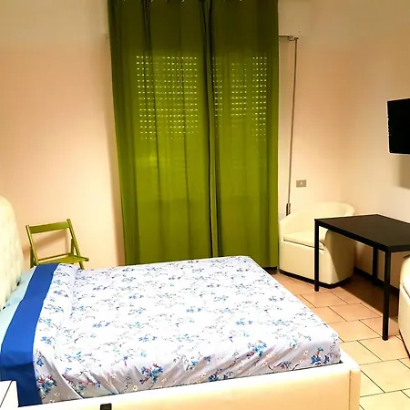 Nightstars Bed and Breakfast Μέστρε