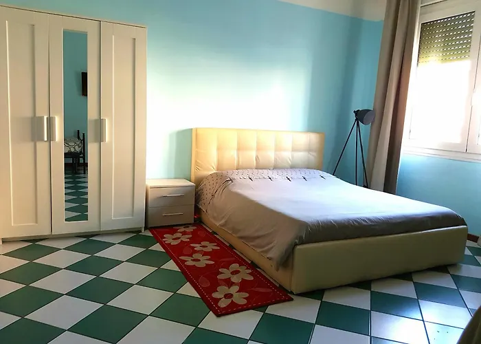 Nightstars Alojamento de Acomodação e Pequeno-almoço 3*